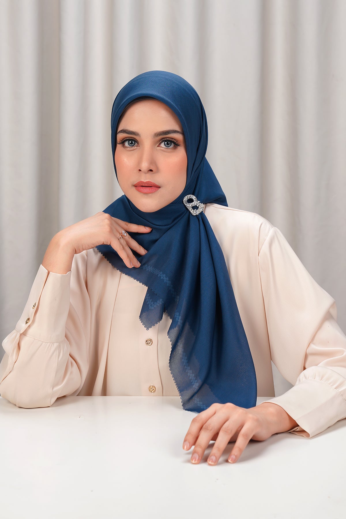 Today's Scarf - Estate Blue