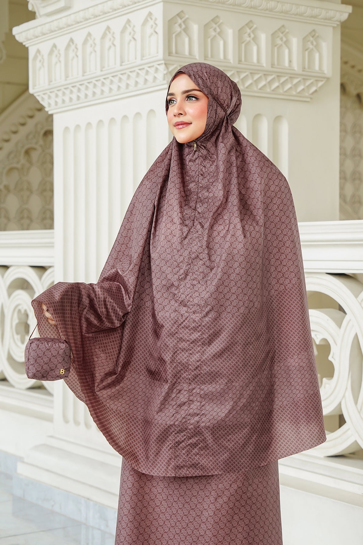 Wicker Capsule Prayer Robe - Redwood – Buttonscarves Malaysia