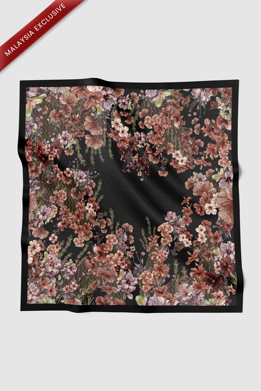 Bungaraya Square Series - Black Calla