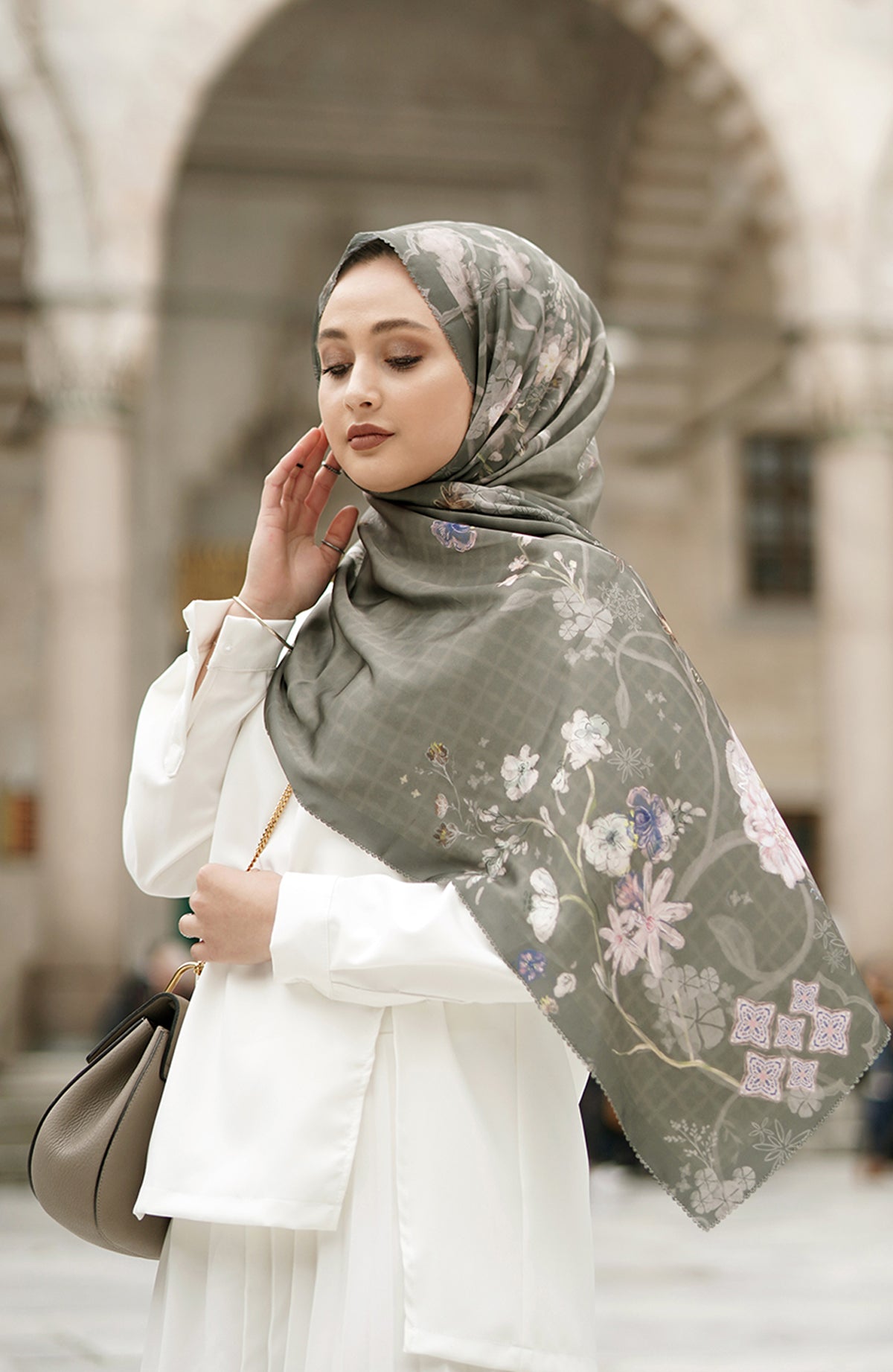 Sofya Satin Shawl - Oregano