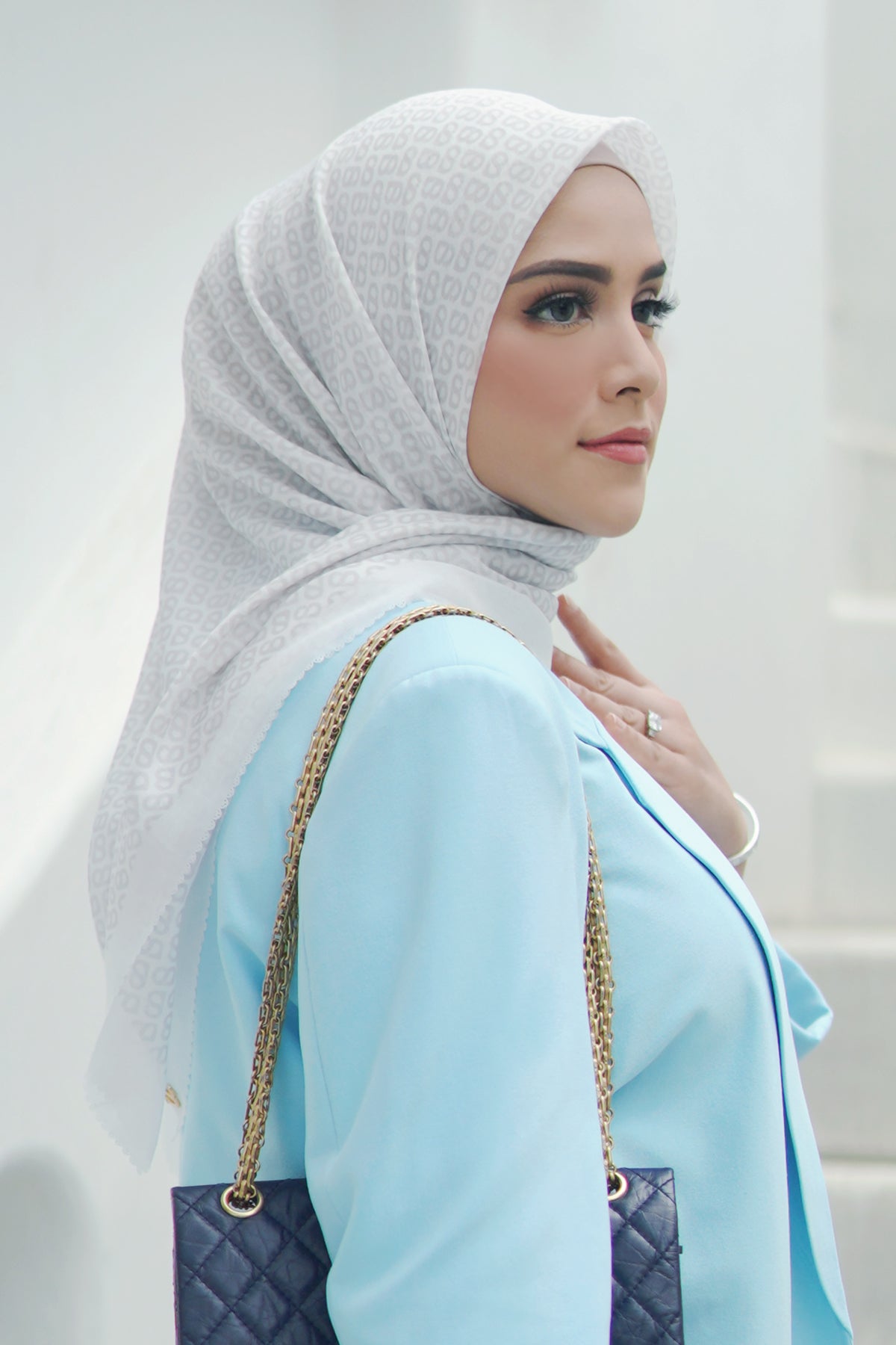 The Tapis Satin Square - Vanilla