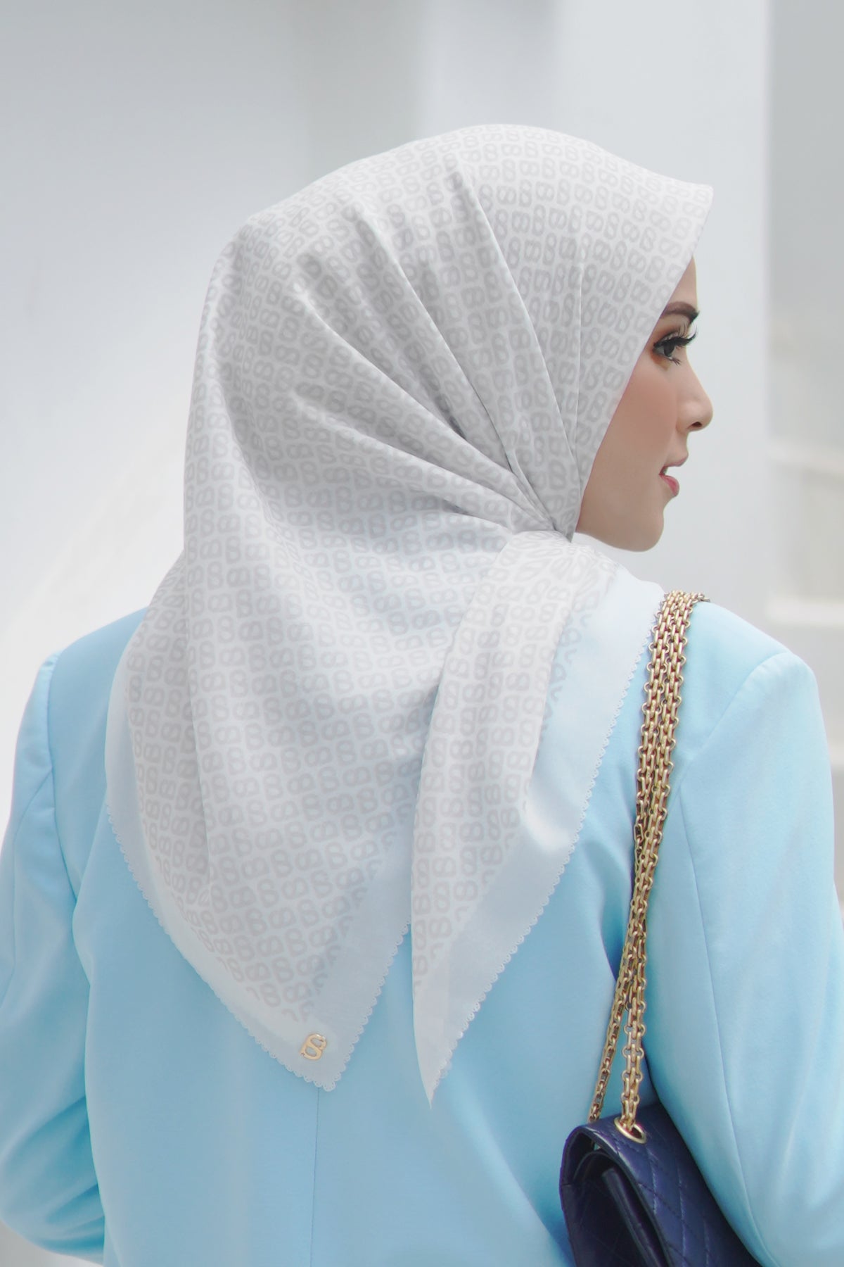 The Tapis Satin Square - Vanilla