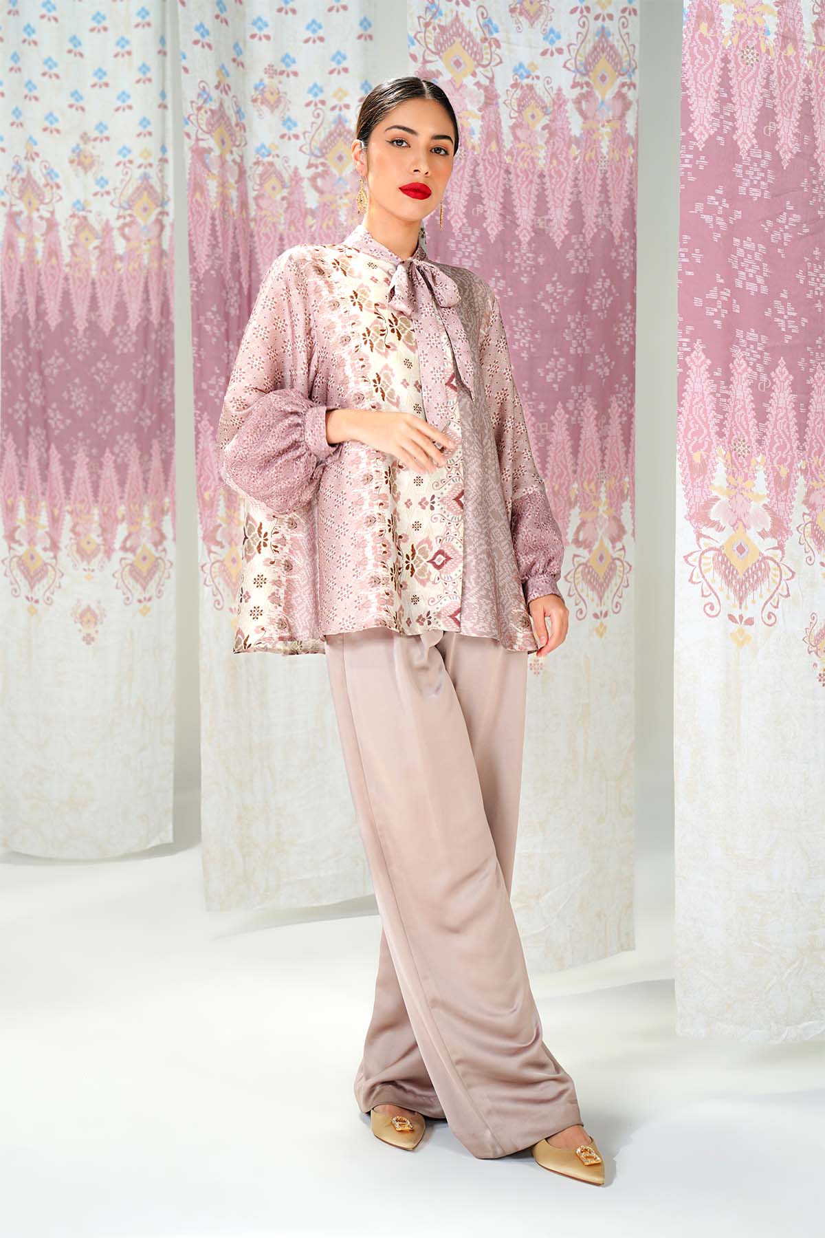 Benang Pelangi Nyayu Shirt With Tie Bow - Dusty Rose