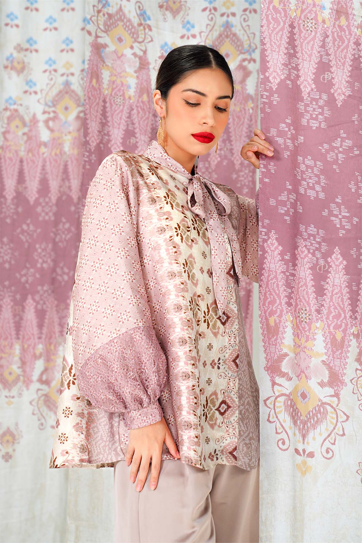 Benang Pelangi Nyayu Shirt With Tie Bow - Dusty Rose