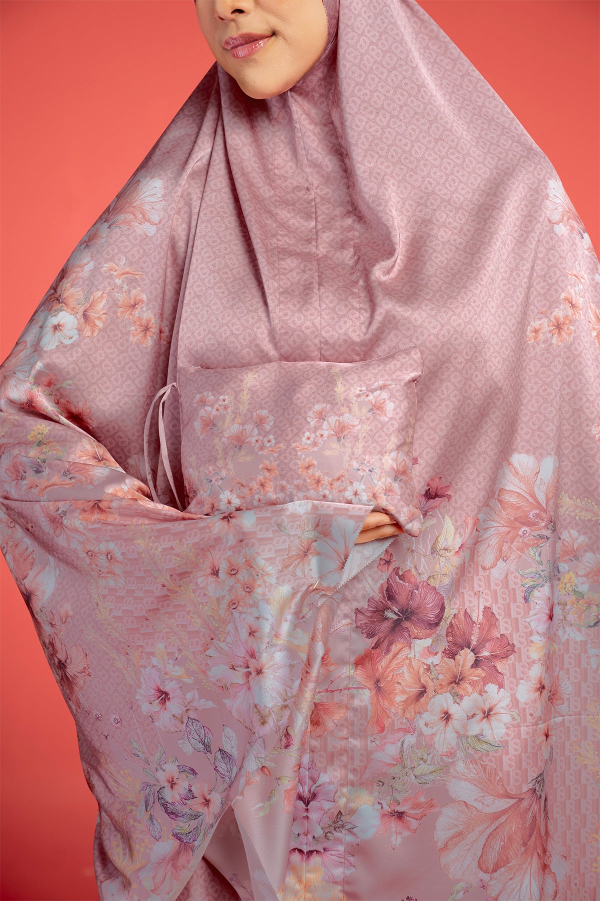 Bungaraya Prayer Robe - Petunia