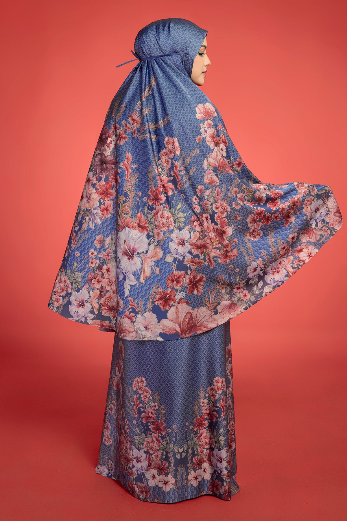 Bungaraya Prayer Robe - Plumbago