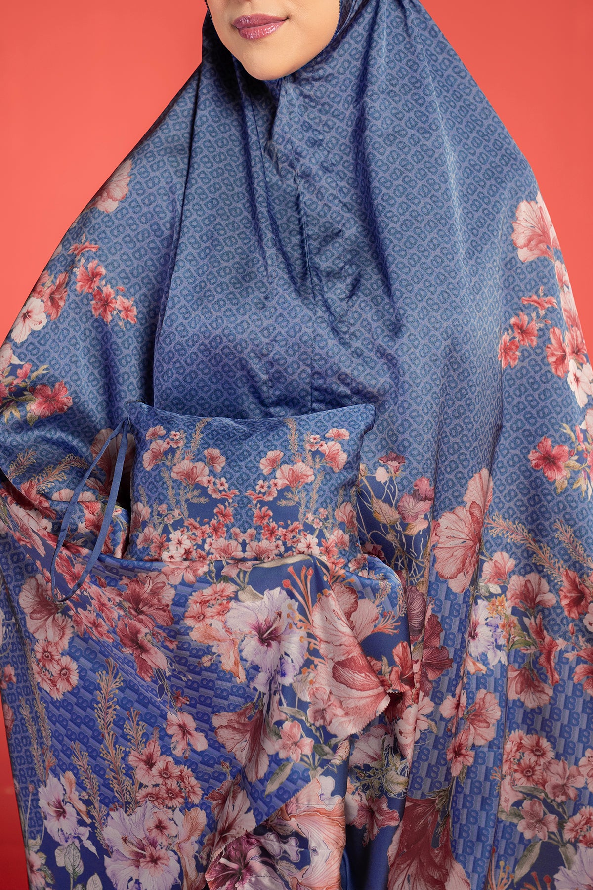 Bungaraya Prayer Robe - Plumbago