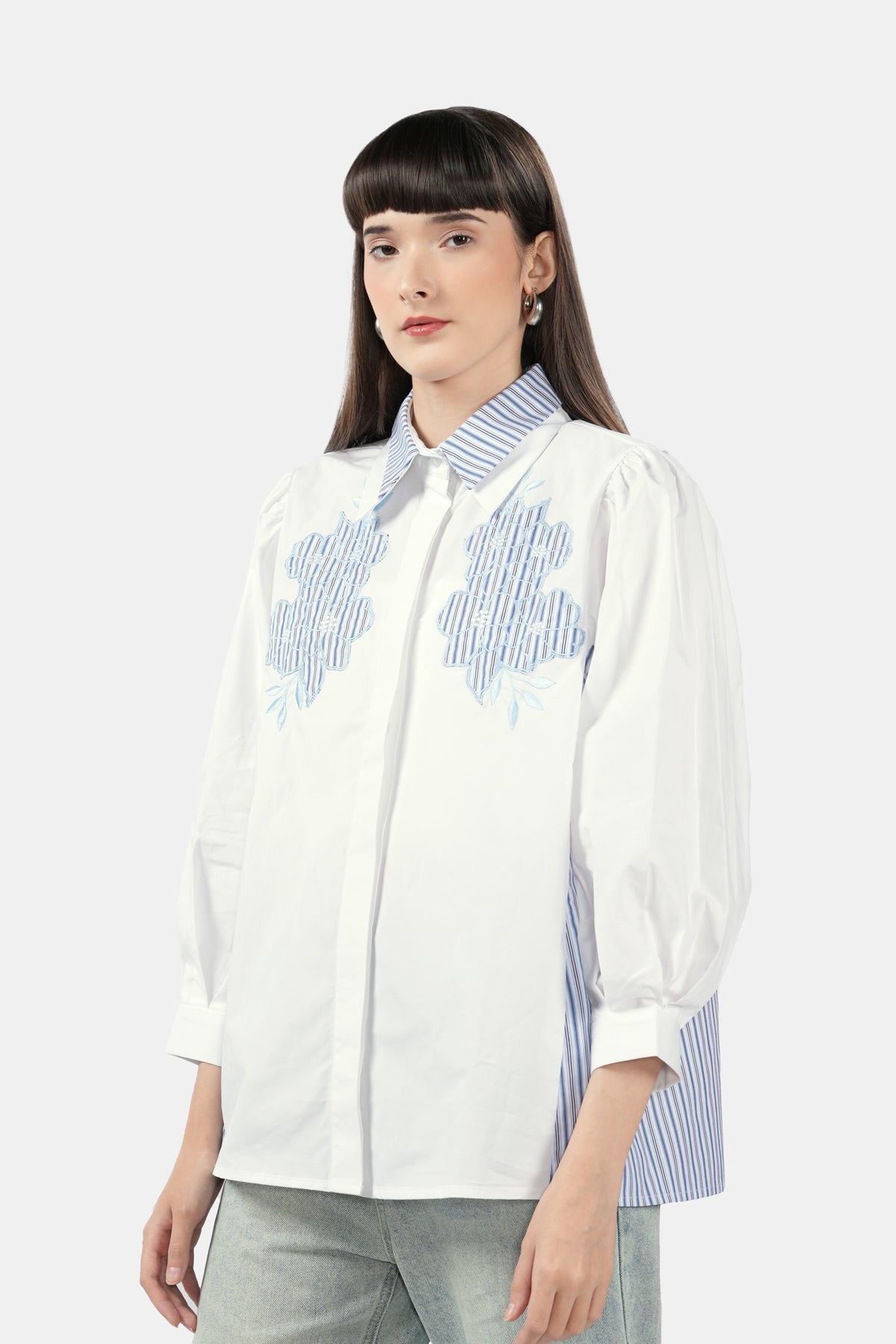 Dyxie Embroidery Shirt - Light Blue