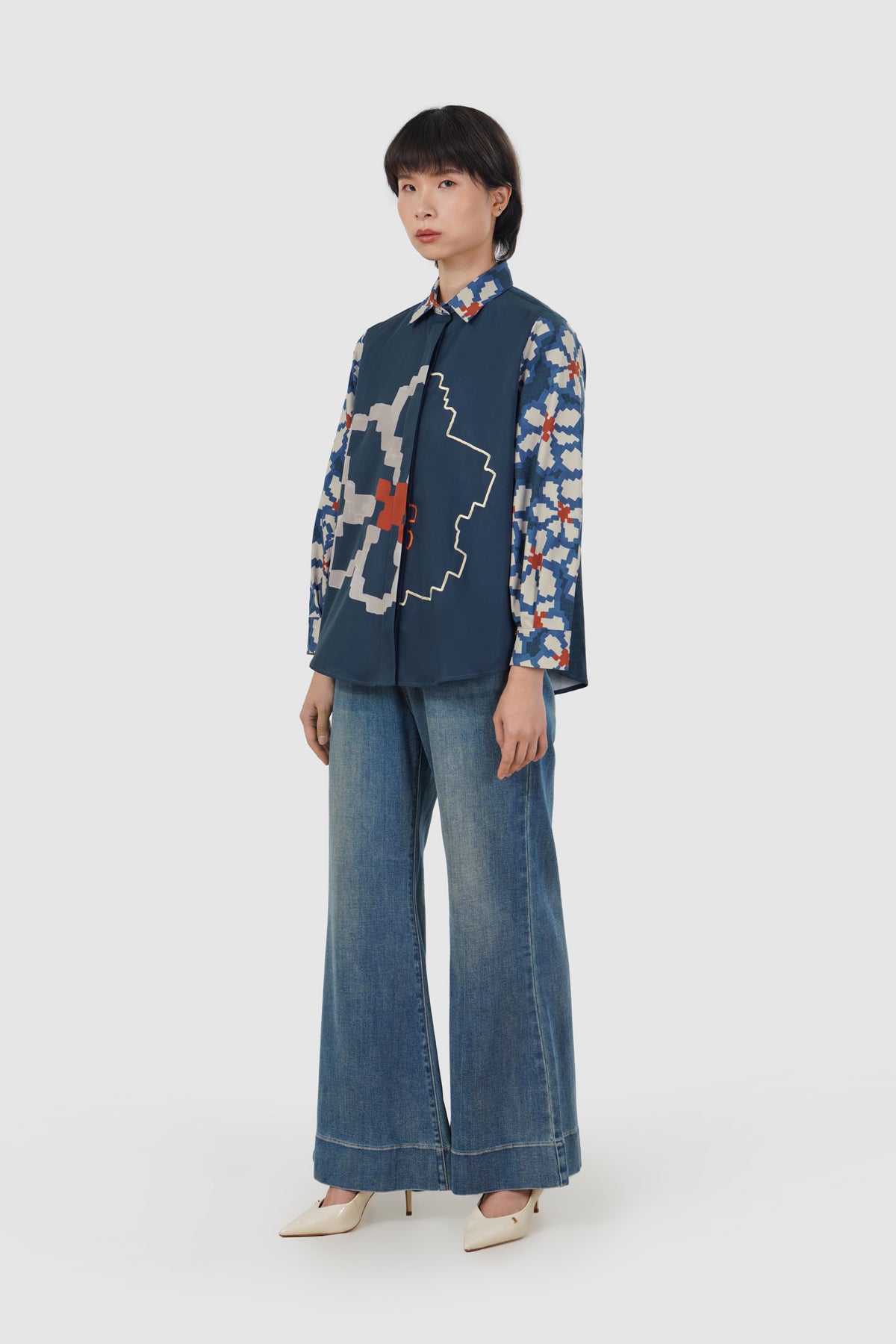 Eclora Embroidery Shirt - Aconitum