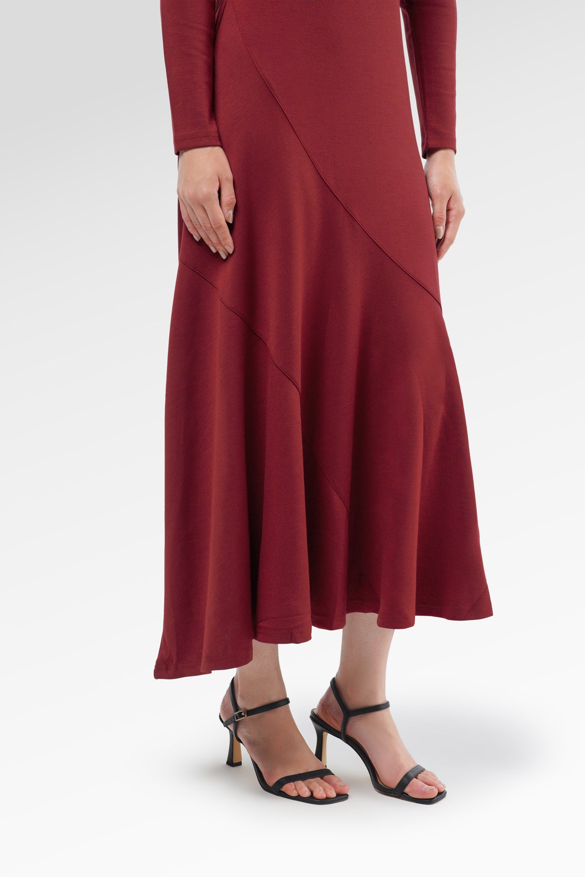 Elliana Flowy Dress - Maroon
