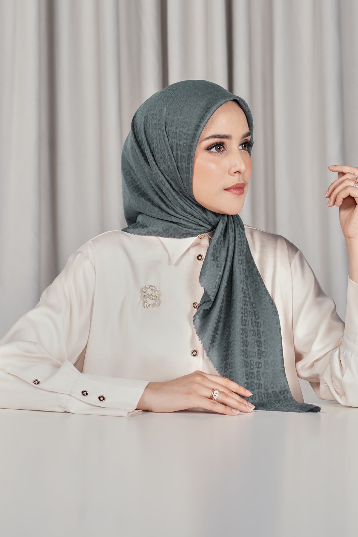 Everyday Tapis Embossed 2.0 - Asphalt