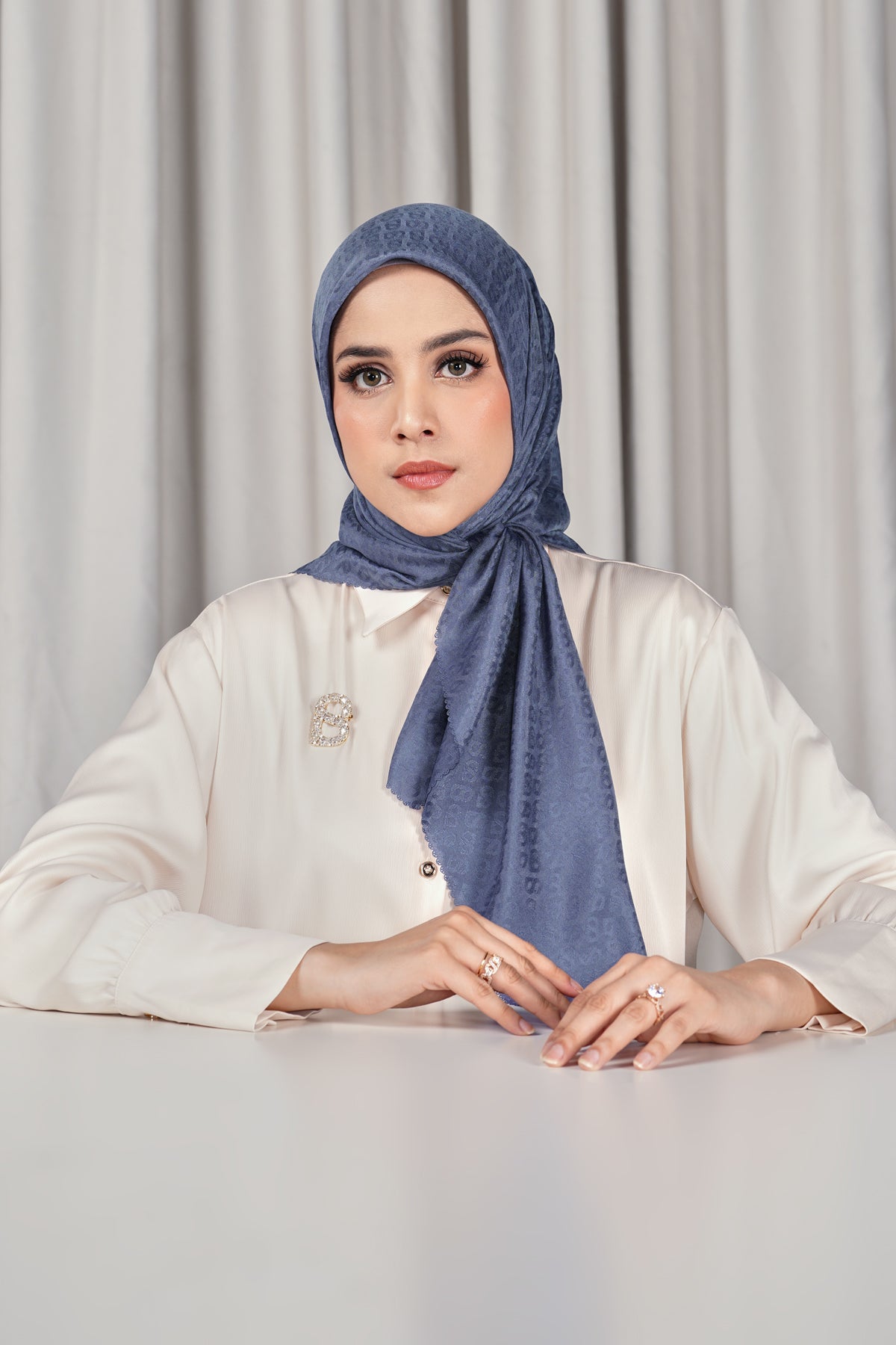 Everyday Tapis Embossed 2.0 - Crown Blue