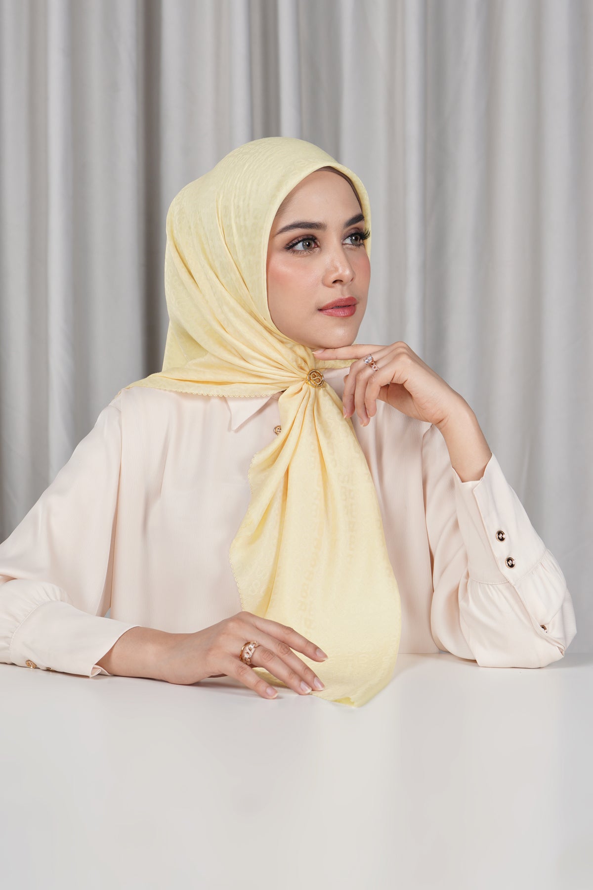 Everyday Tapis Embossed 2.0 - Flan