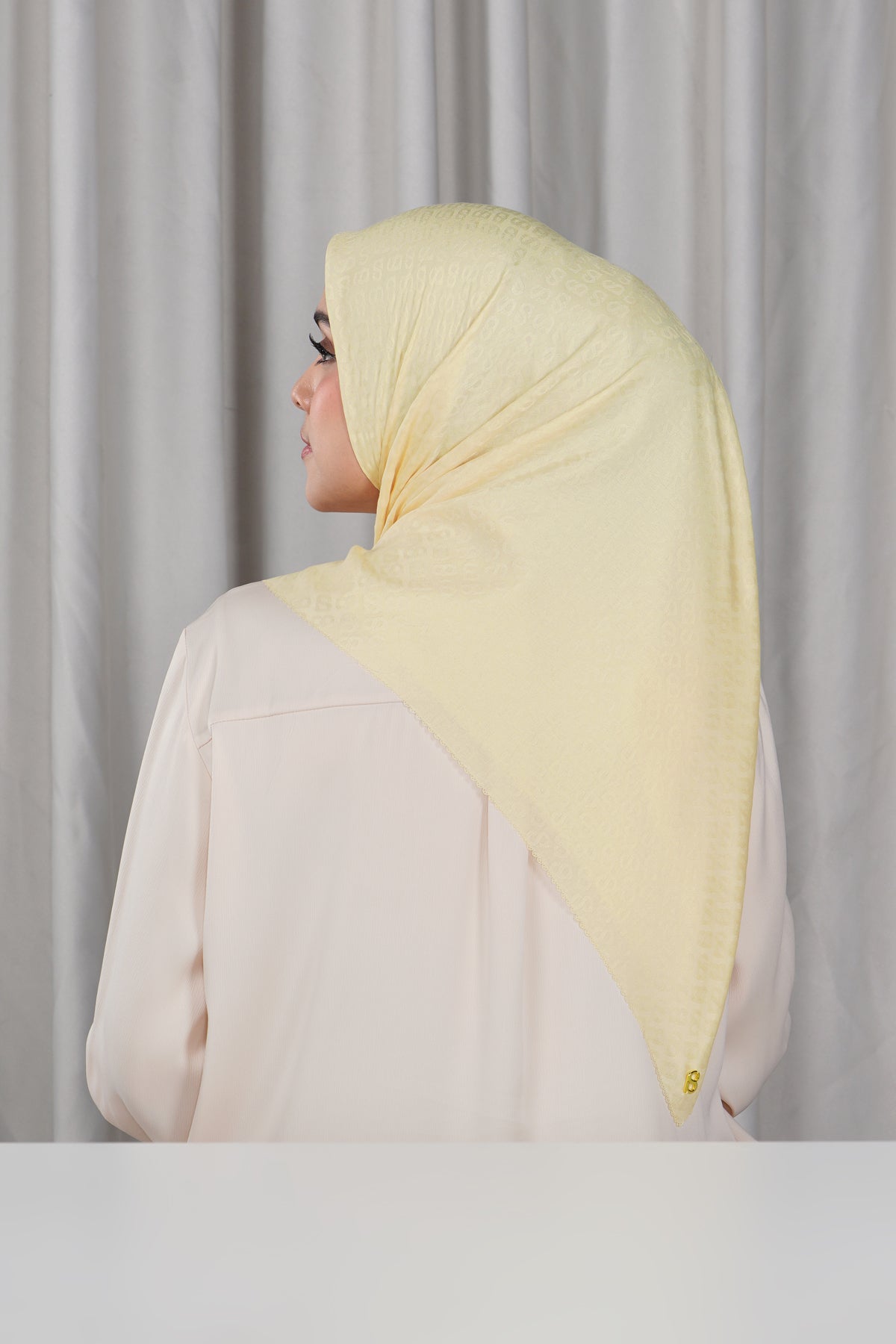 Everyday Tapis Embossed 2.0 - Flan