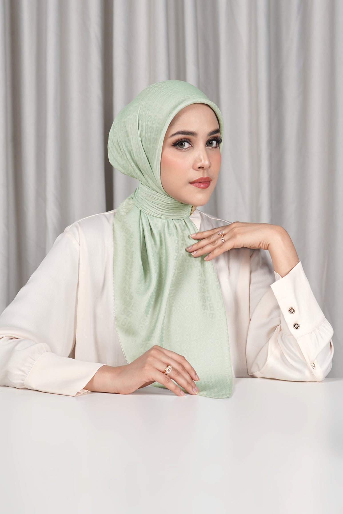 Everyday Tapis Embossed 2.0 - Frosty Green