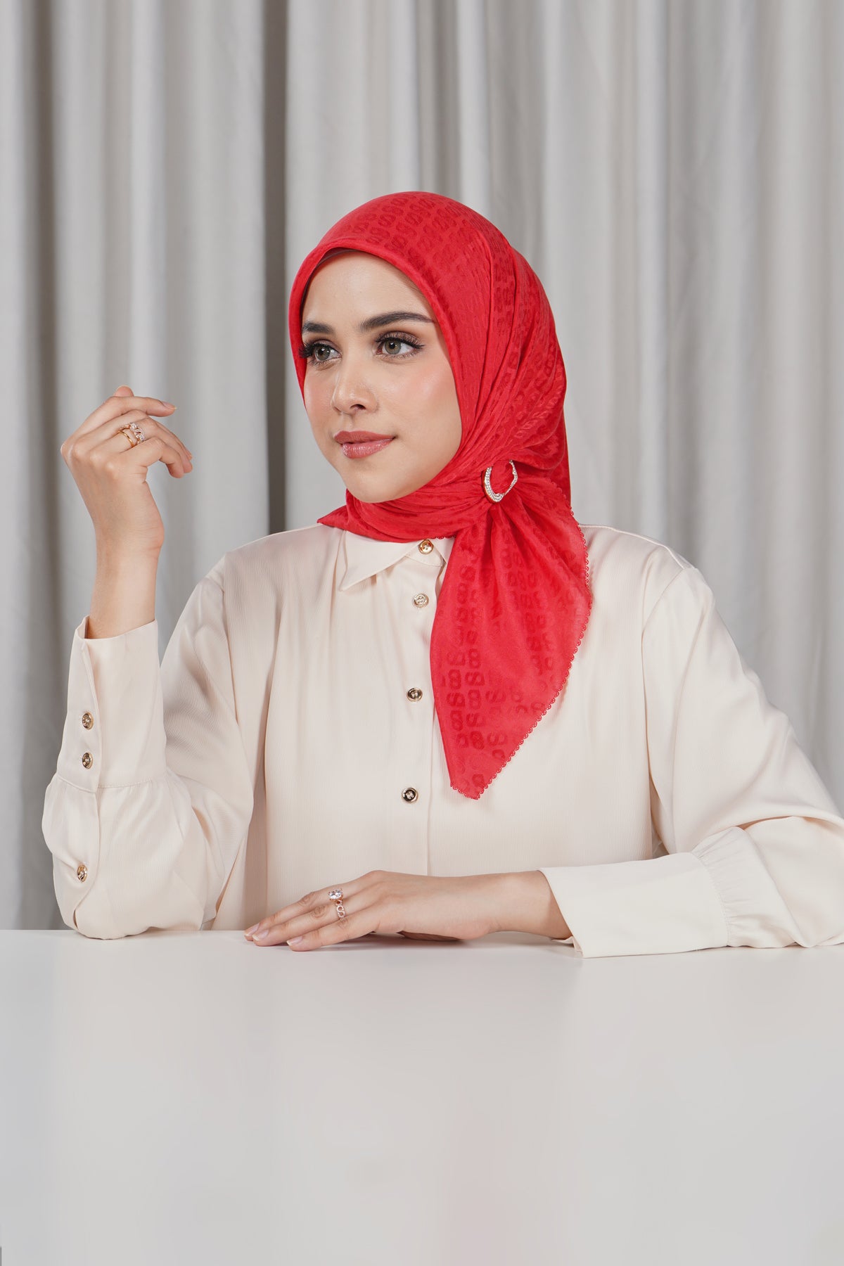 Everyday Tapis Embossed 2.0 - High Risk Red