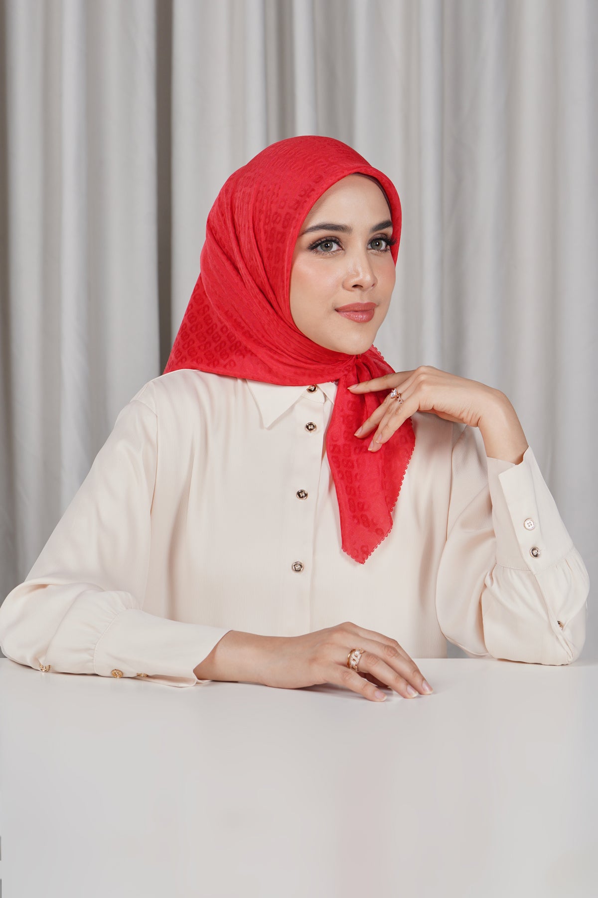 Everyday Tapis Embossed 2.0 - High Risk Red