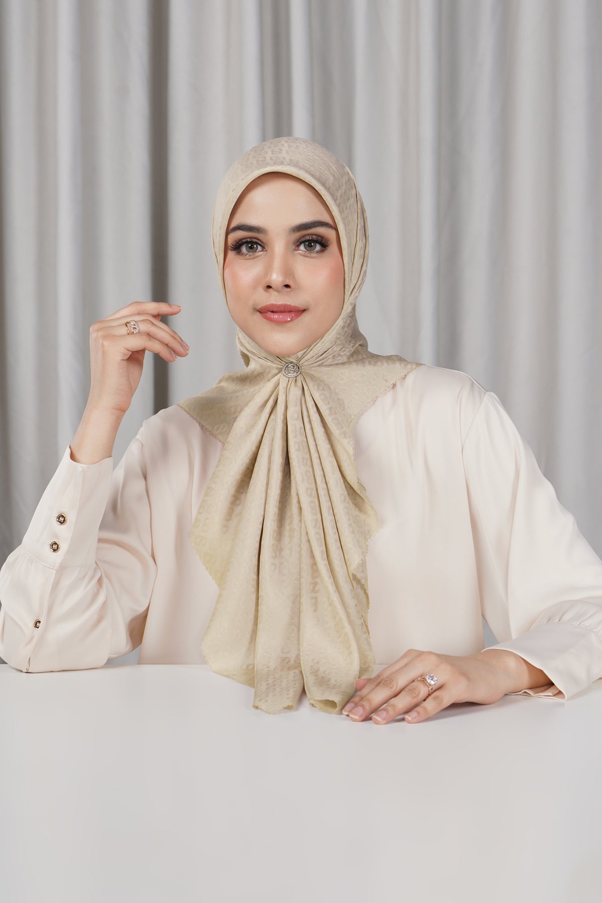 Everyday Tapis Embossed 2.0 - Humus