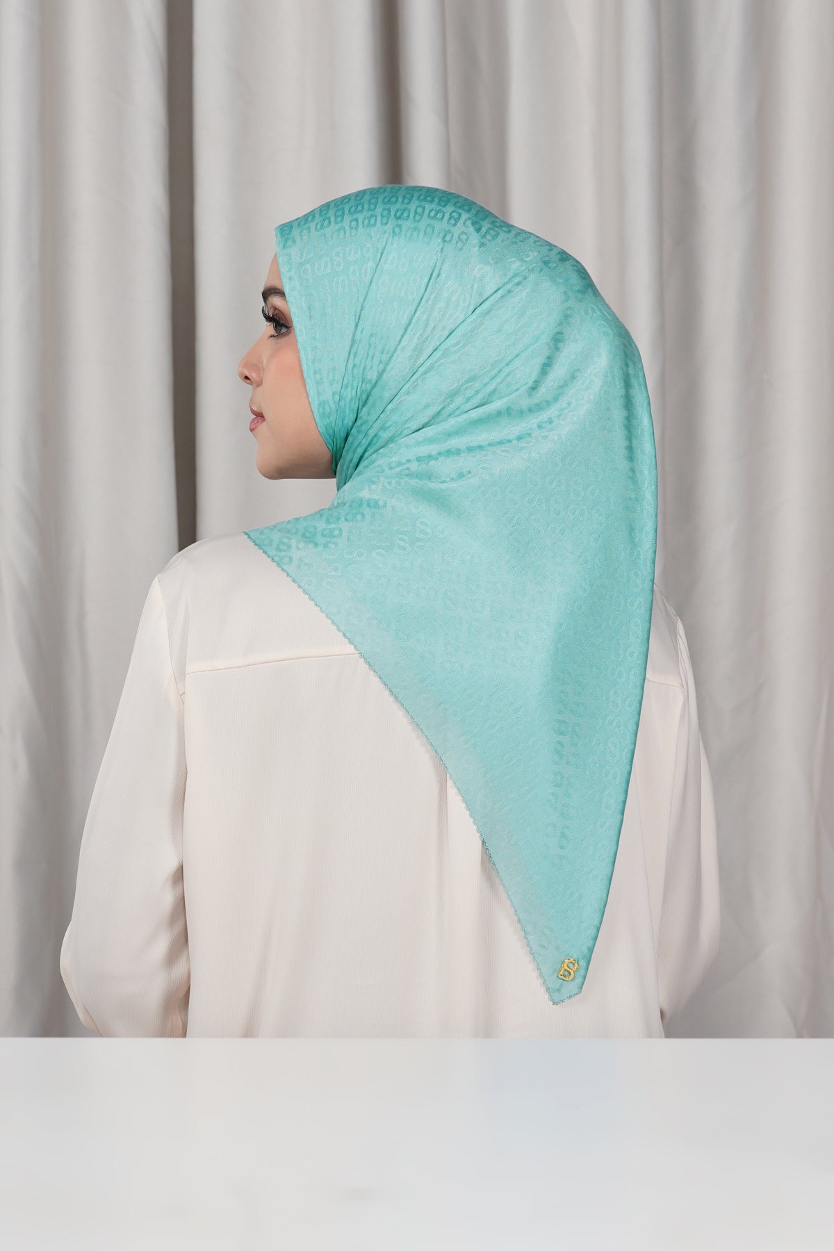 Everyday Tapis Embossed 2.0 - Marine Blue