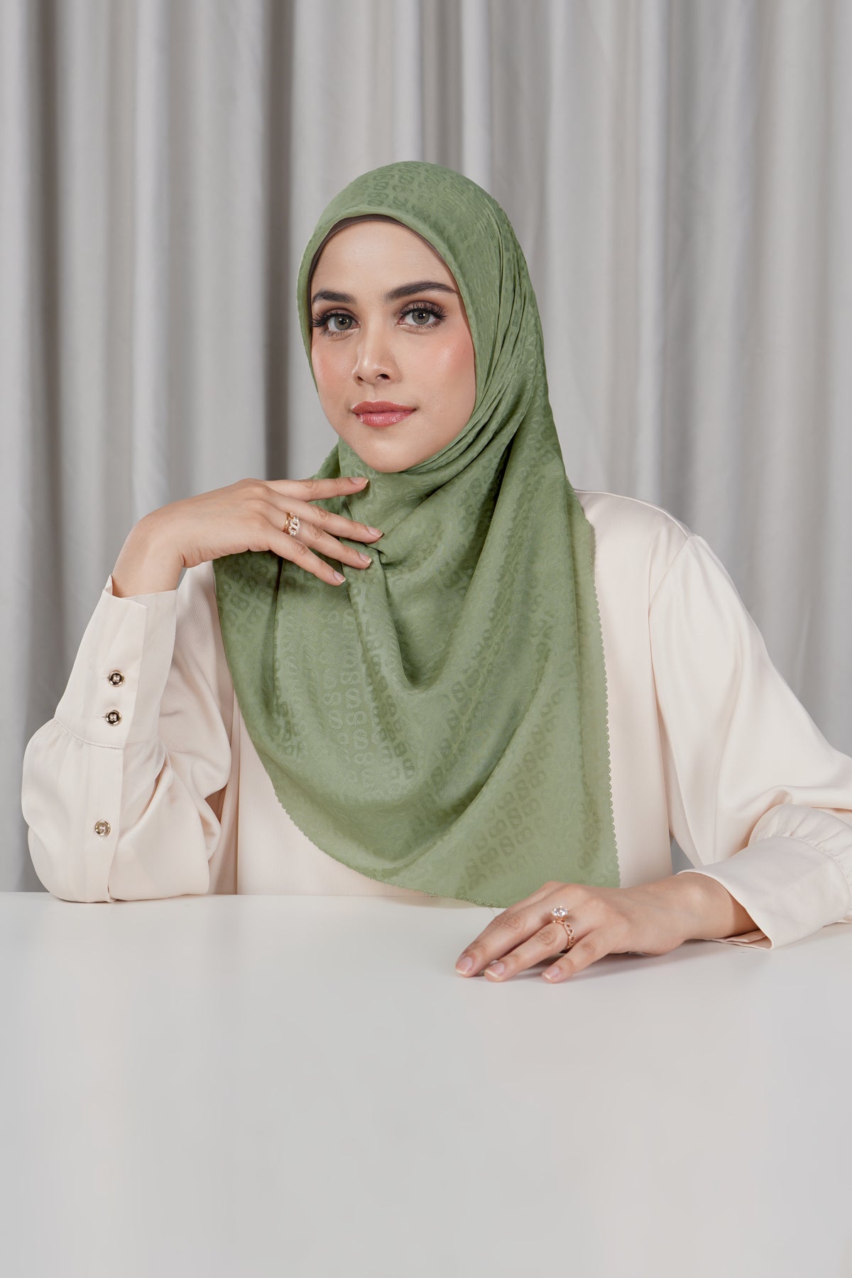 Everyday Tapis Embossed 2.0 - Sage