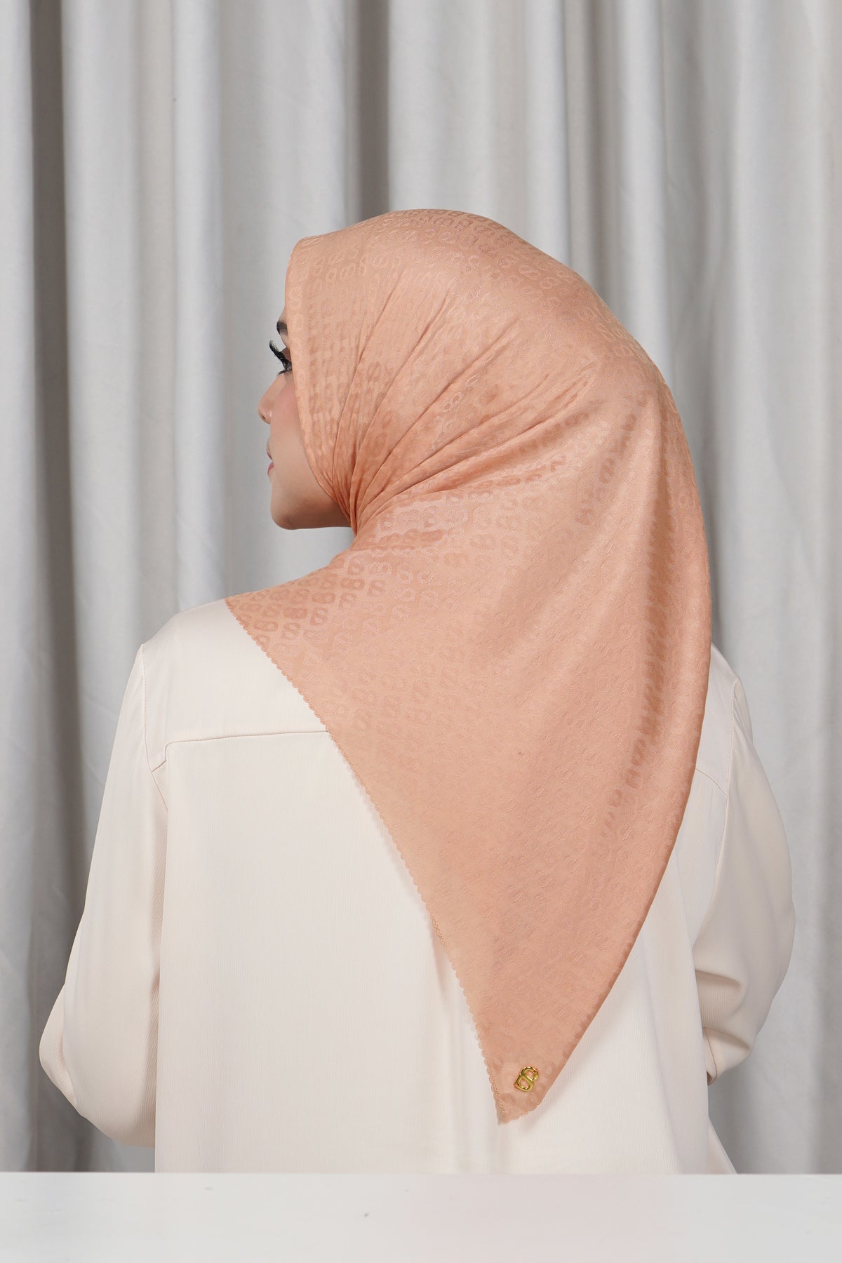 Everyday Tapis Embossed 2.0 - Toast