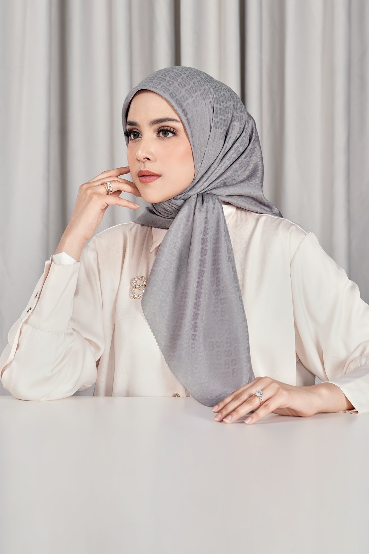 Everyday Tapis Embossed 2.0 - Zinc