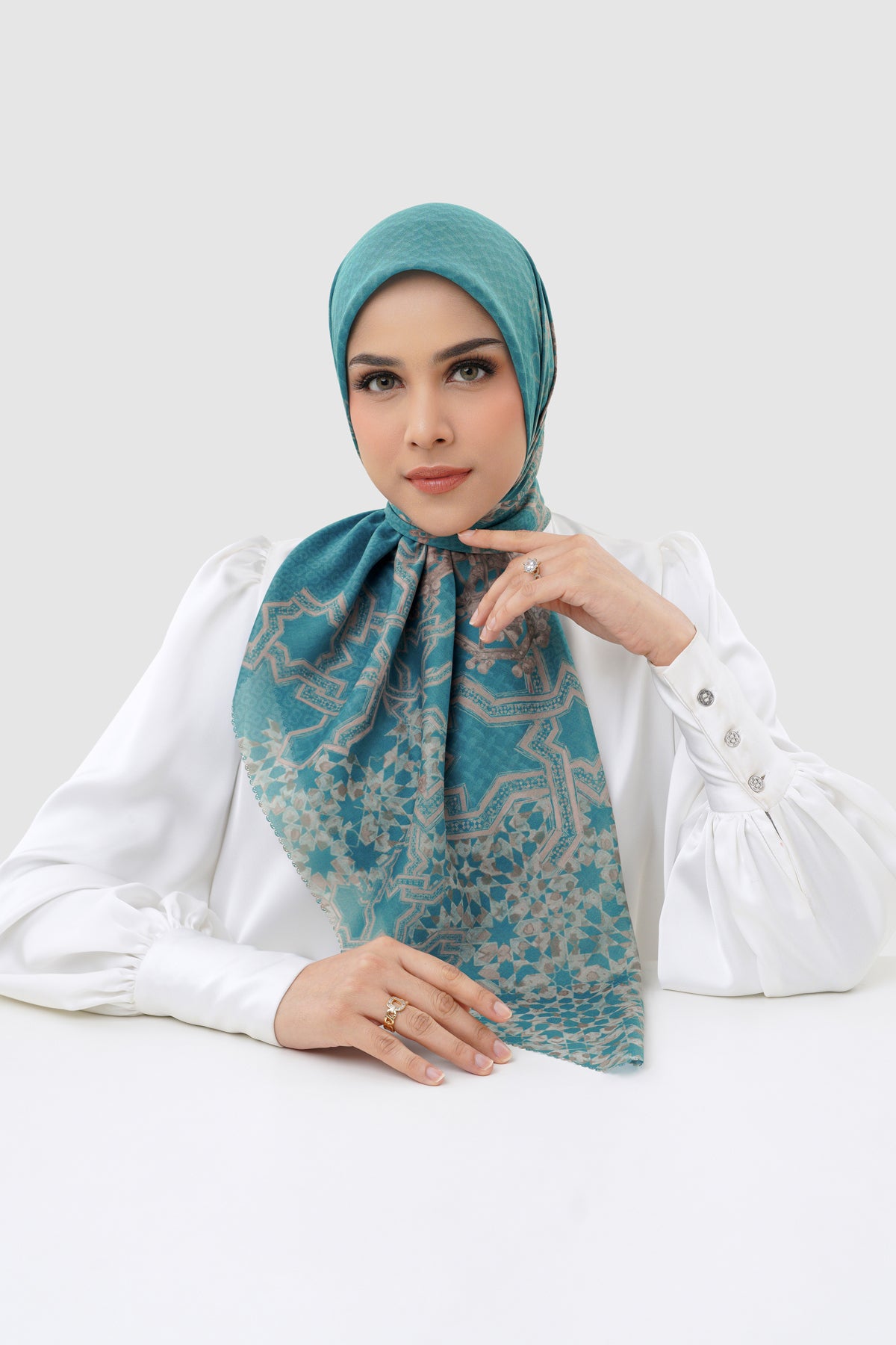 Haramain 2 Satin Square - Safa