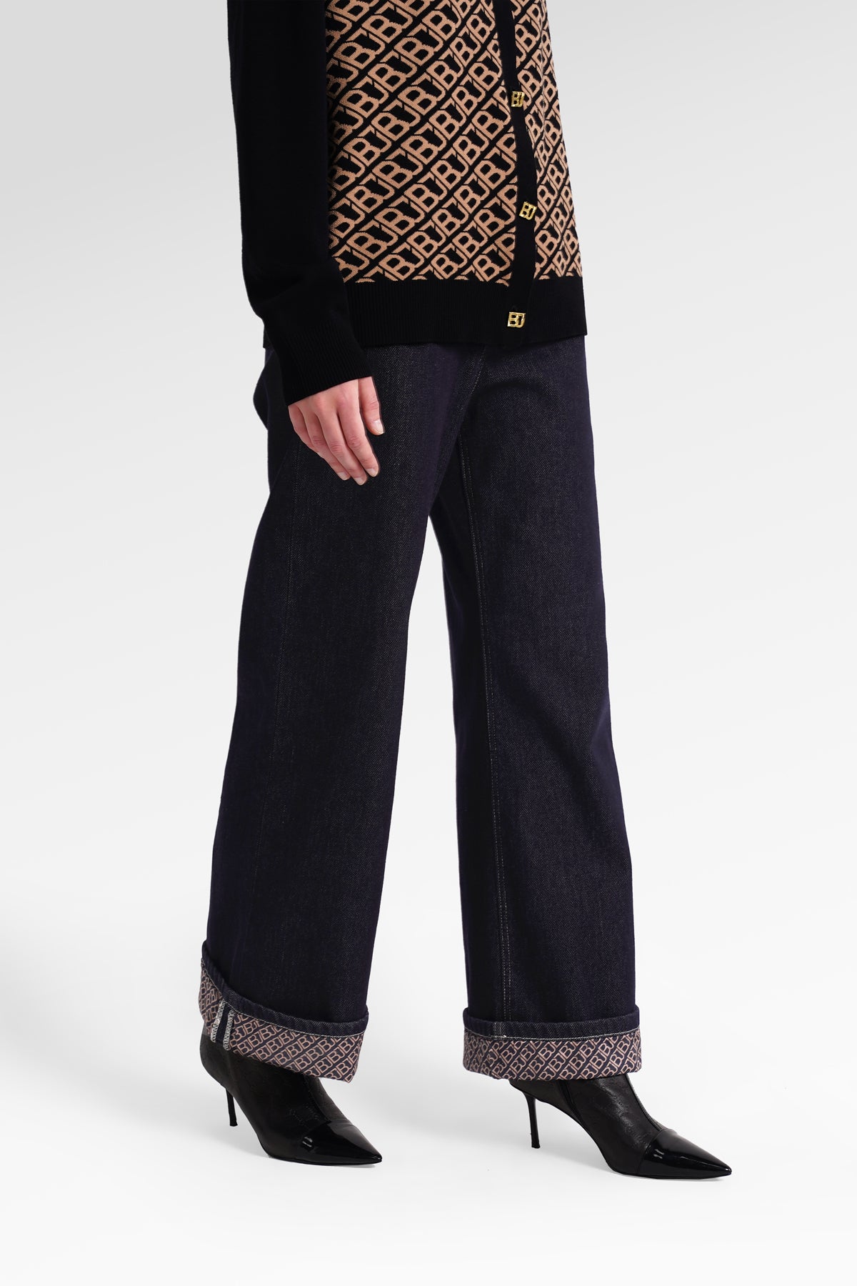 Mono Diagonal Denim Pants - Black Choco