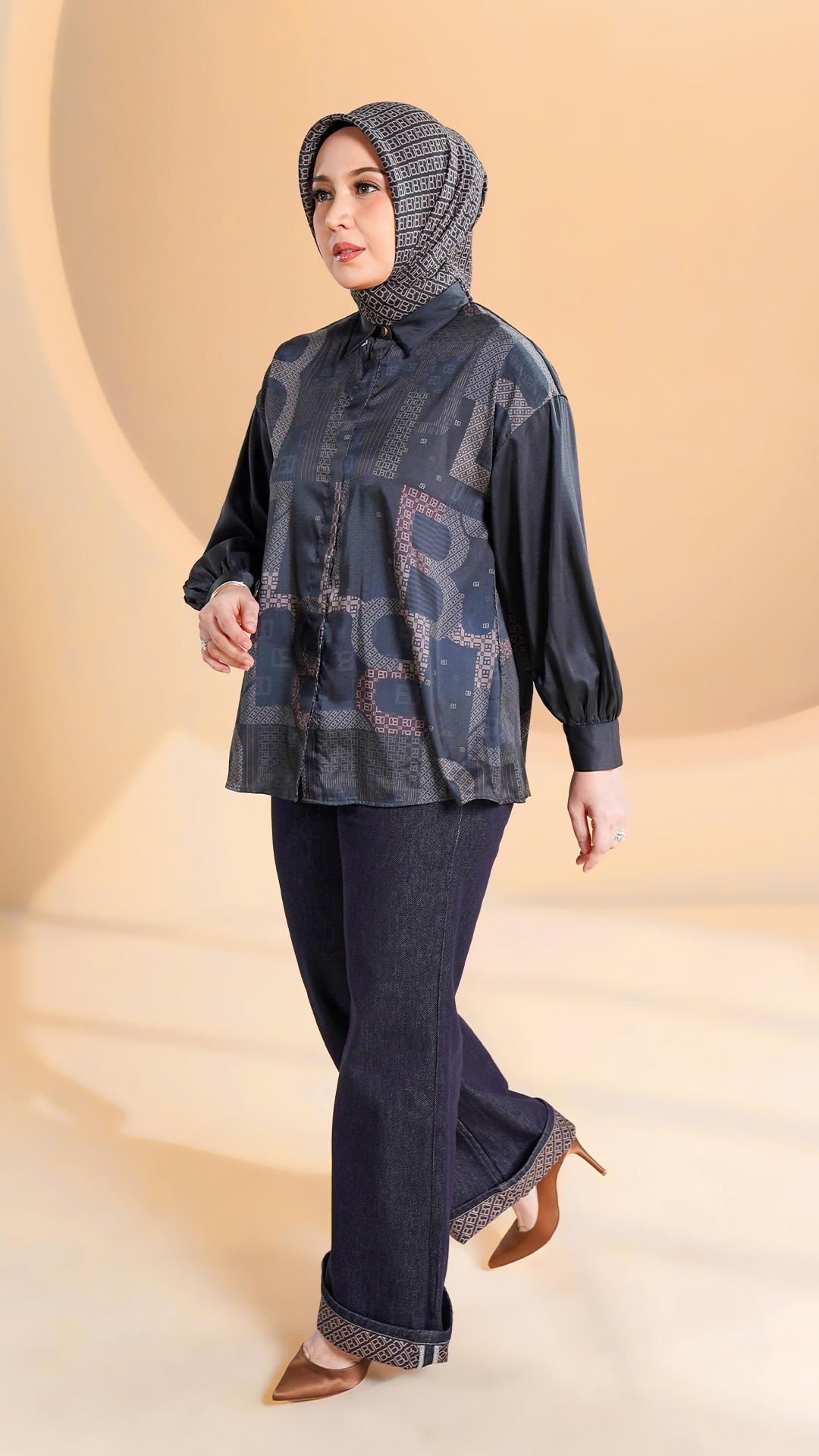 Mono Diagonal Denim Pants - Black Choco