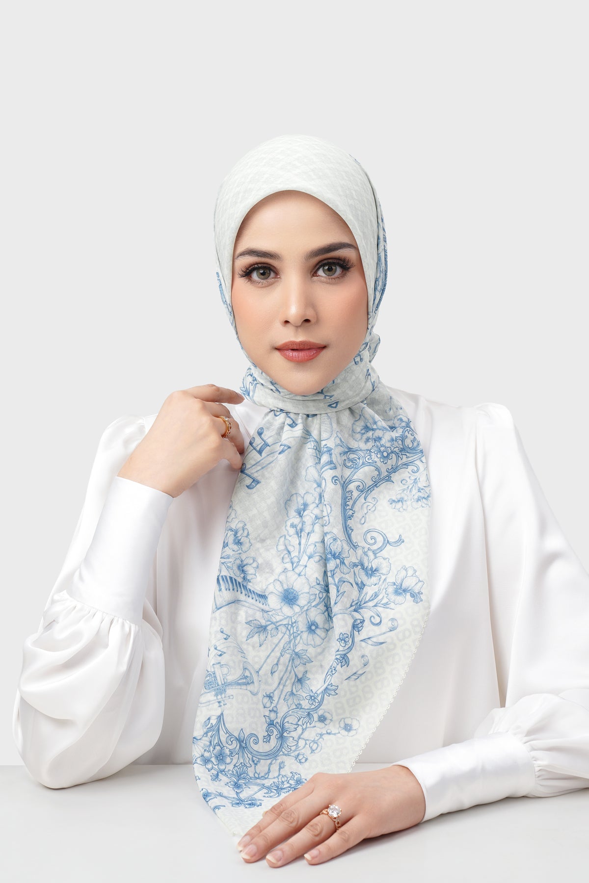 Nada 3 Square - Painting