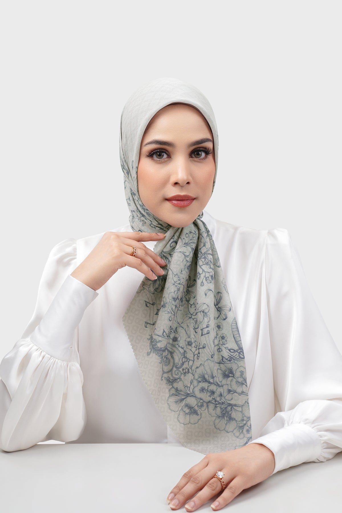 Nada 3 Square - Styling