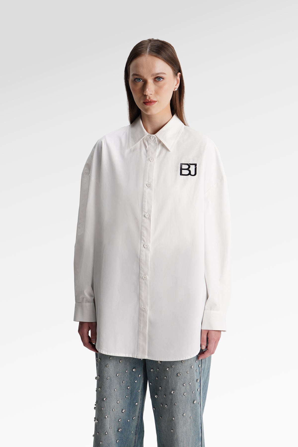 Reesa Embroidery Shirt - Off White
