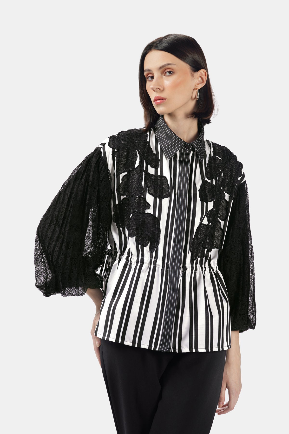 Rielle Embroidery Shirt - Black