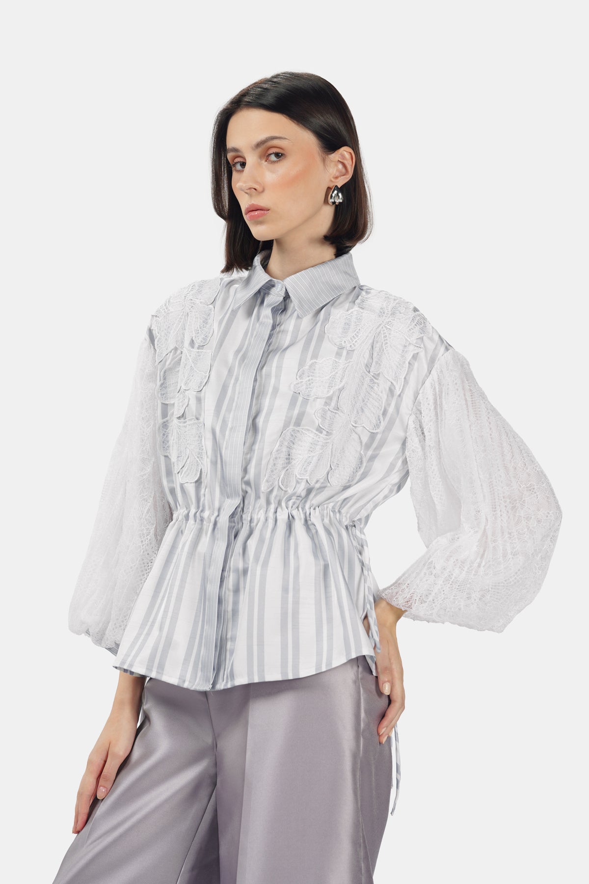 Rielle Embroidery Shirt - White