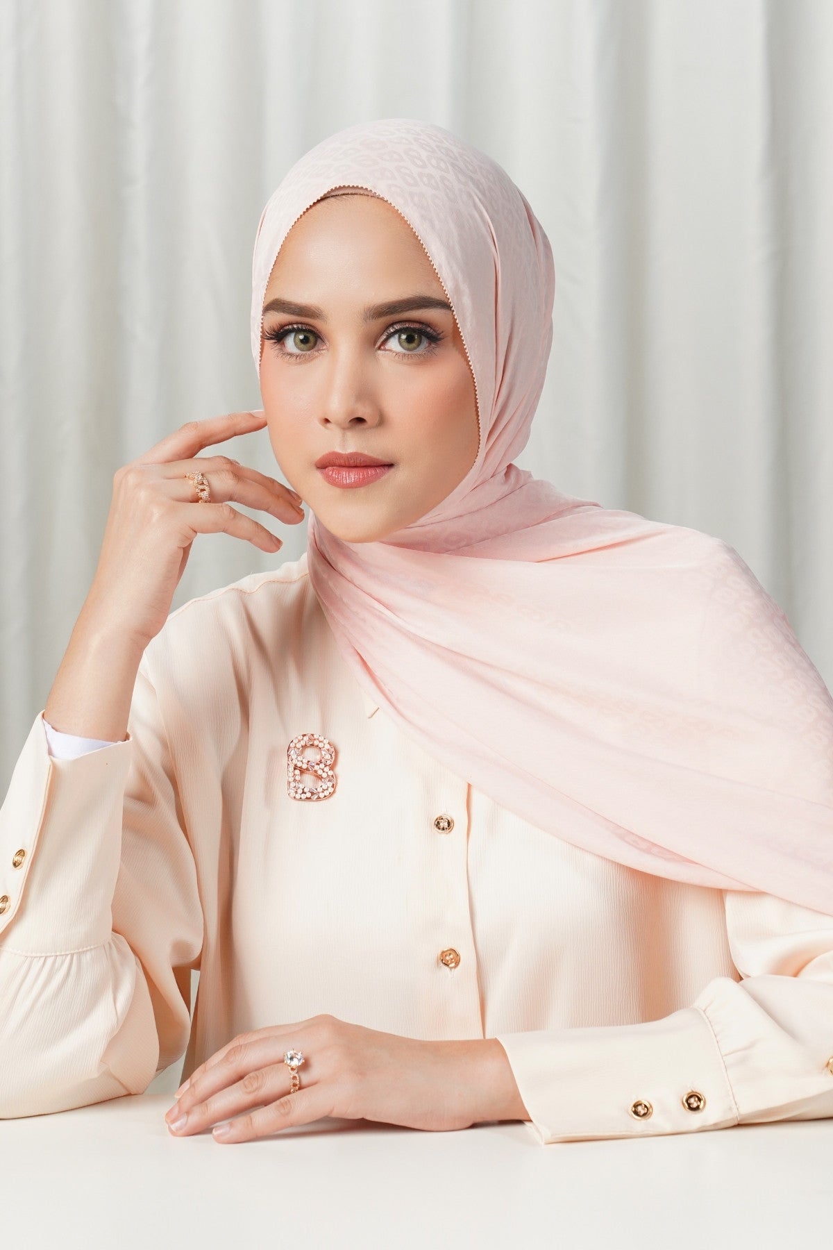 Tapis Satin Jacquard Shawl - Sepia Rose