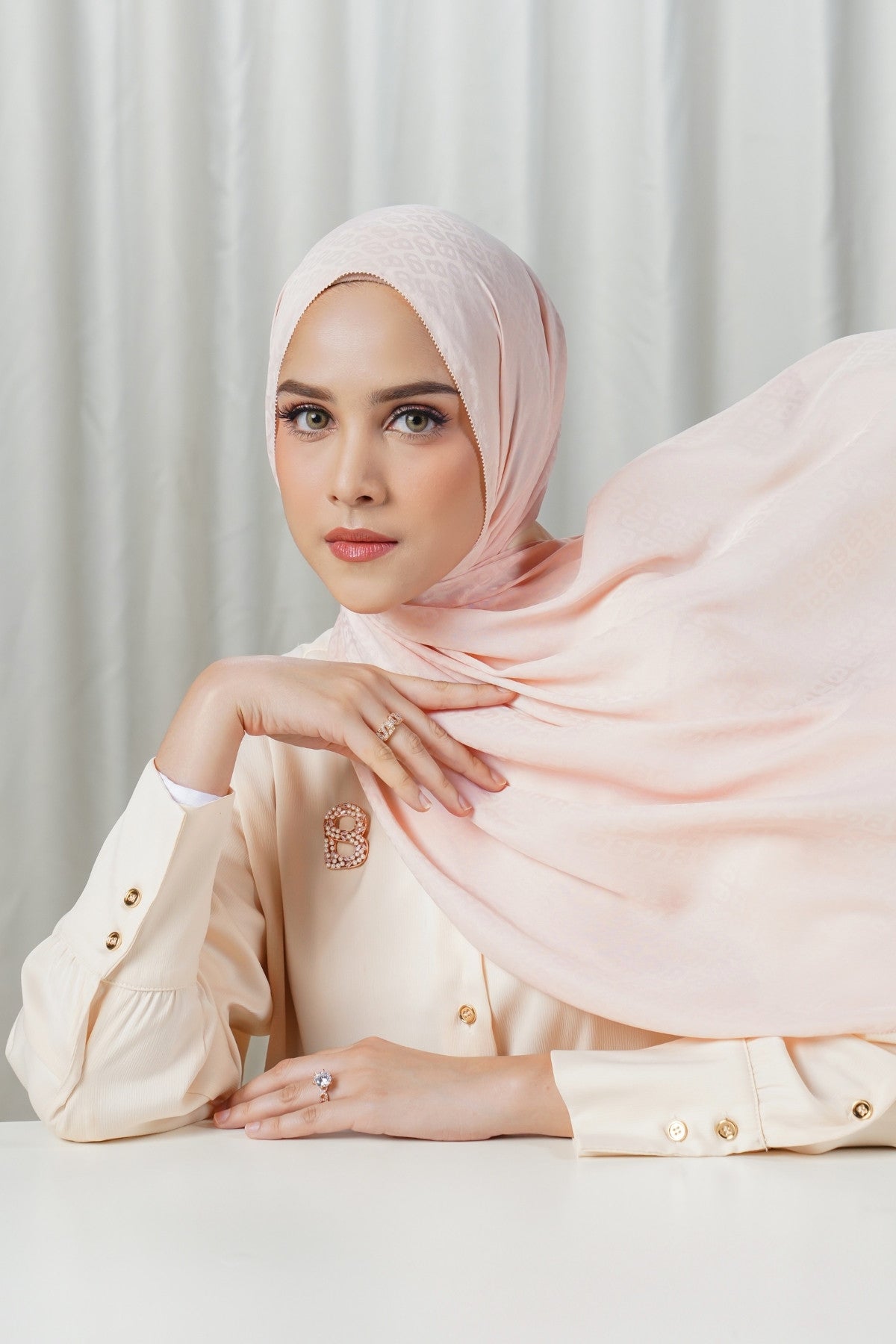 Tapis Satin Jacquard Shawl - Sepia Rose