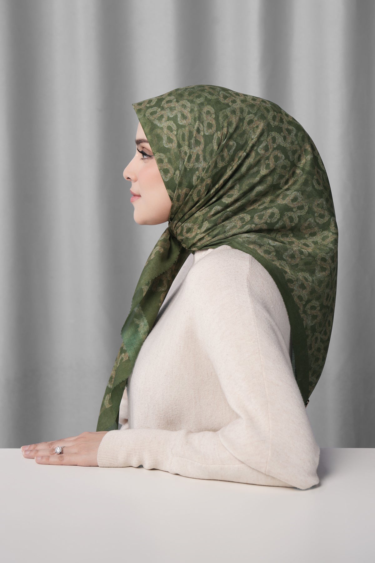 Samla de Fleur Square - Deep Olive