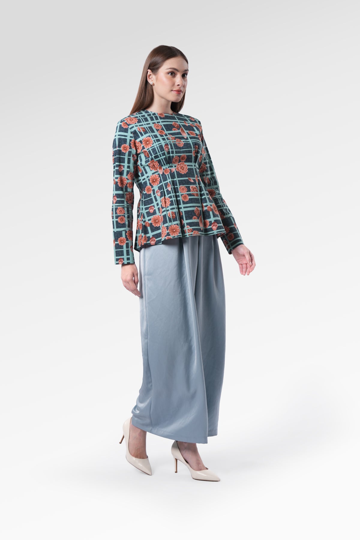 Selena Blouse - Navy Peony
