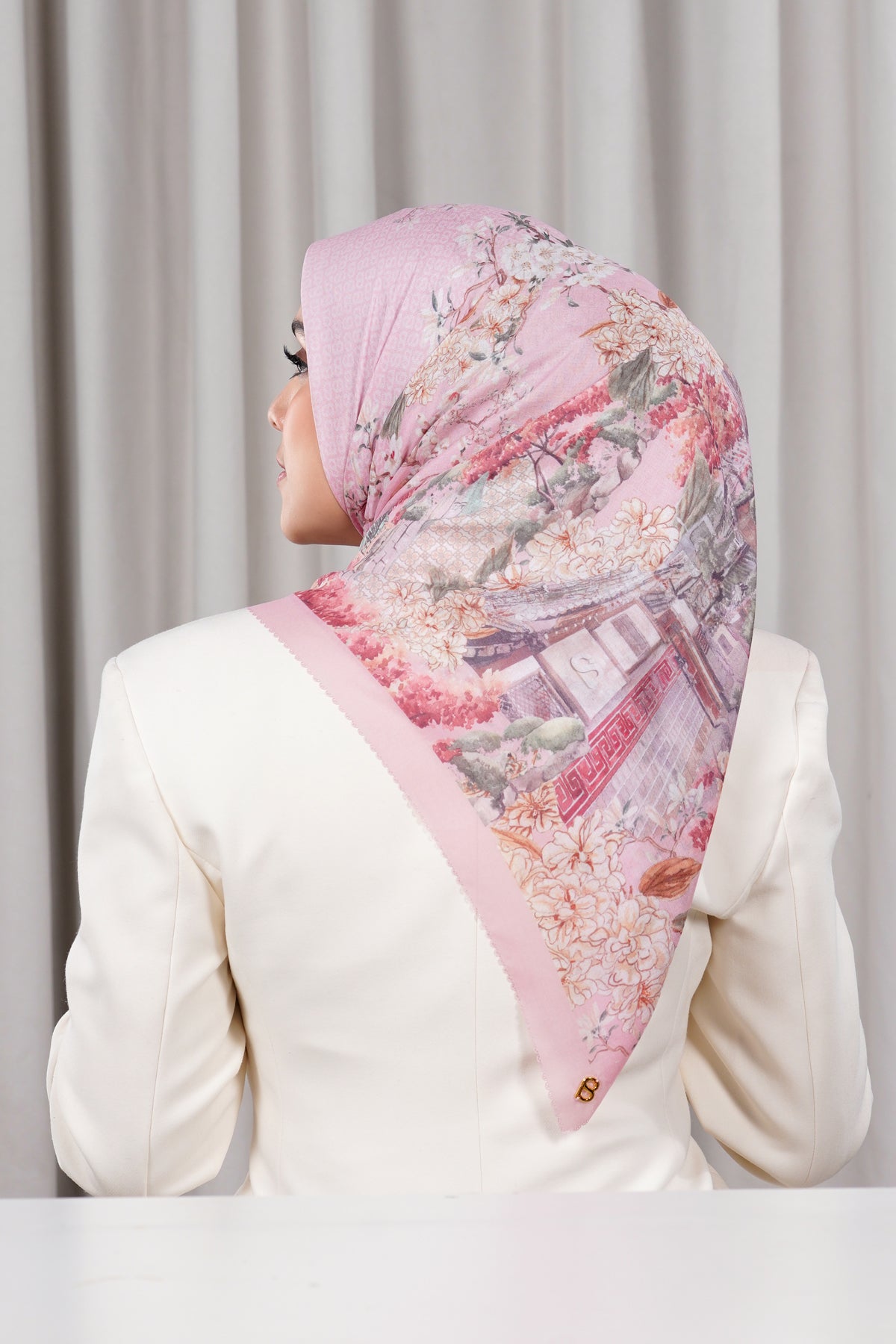 Seoul Square Series - Dahlia