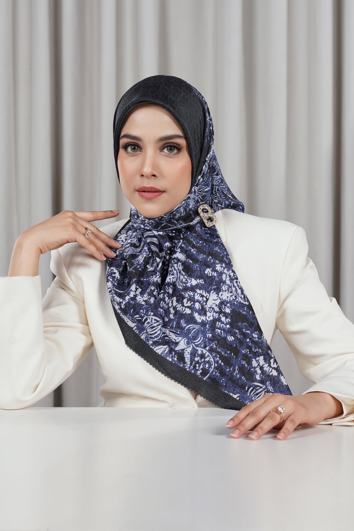 Soleil Voile Square - Dawn