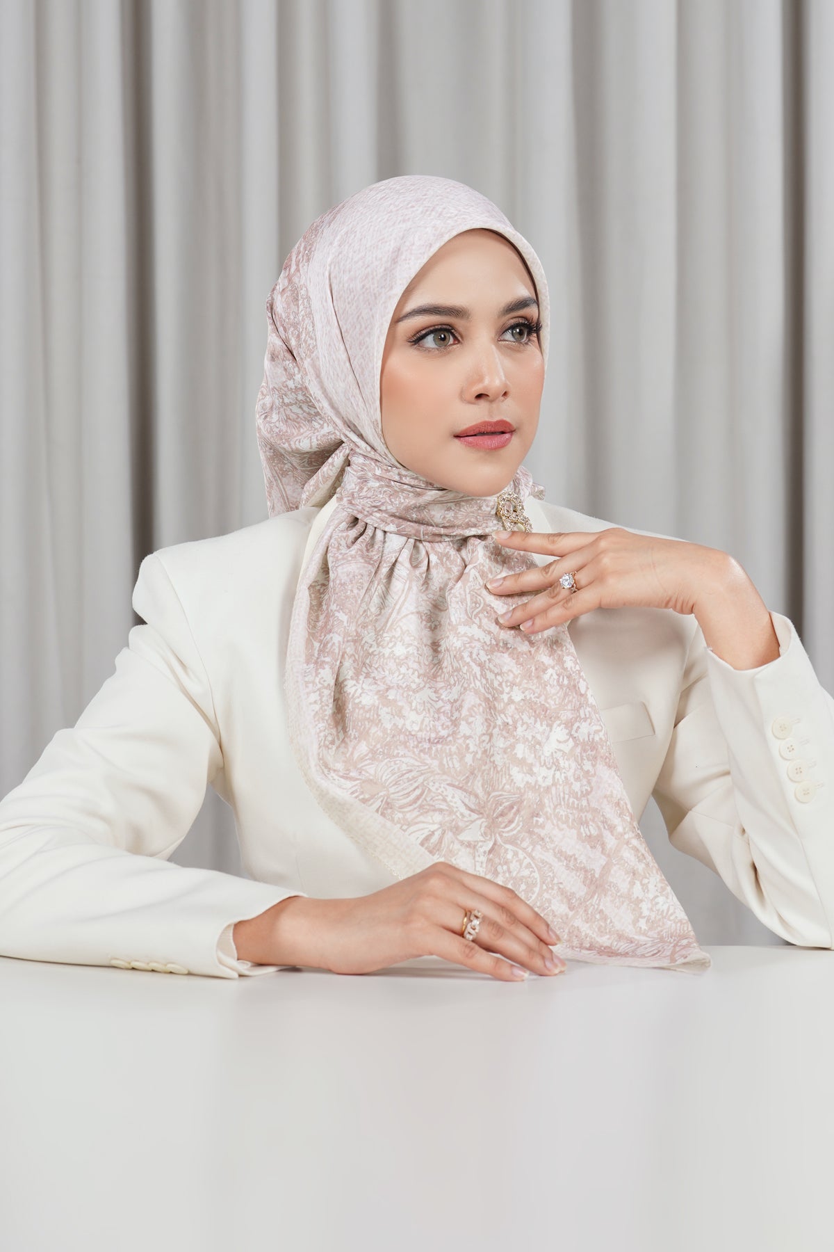 Soleil Voile Square - Rosy