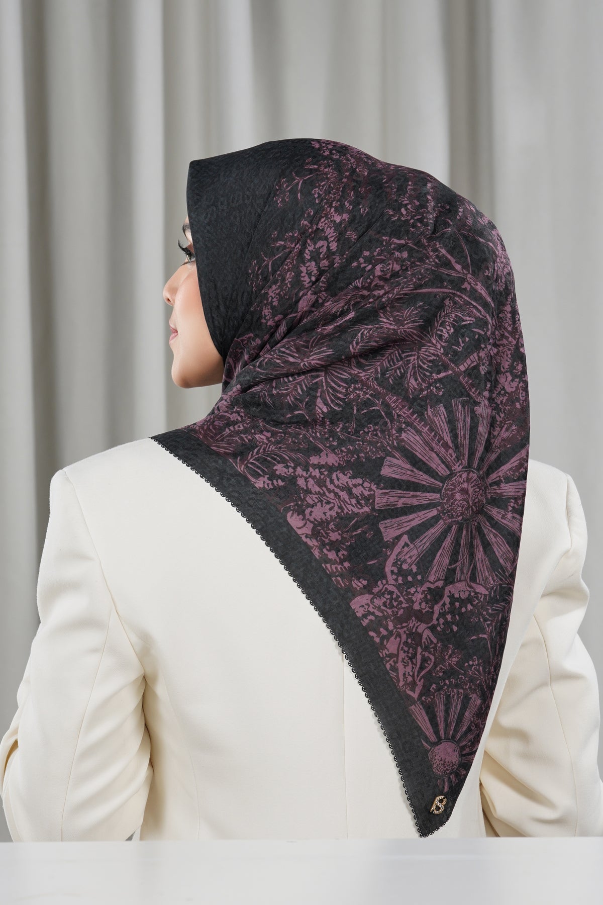 Soleil Voile Square - Velvet