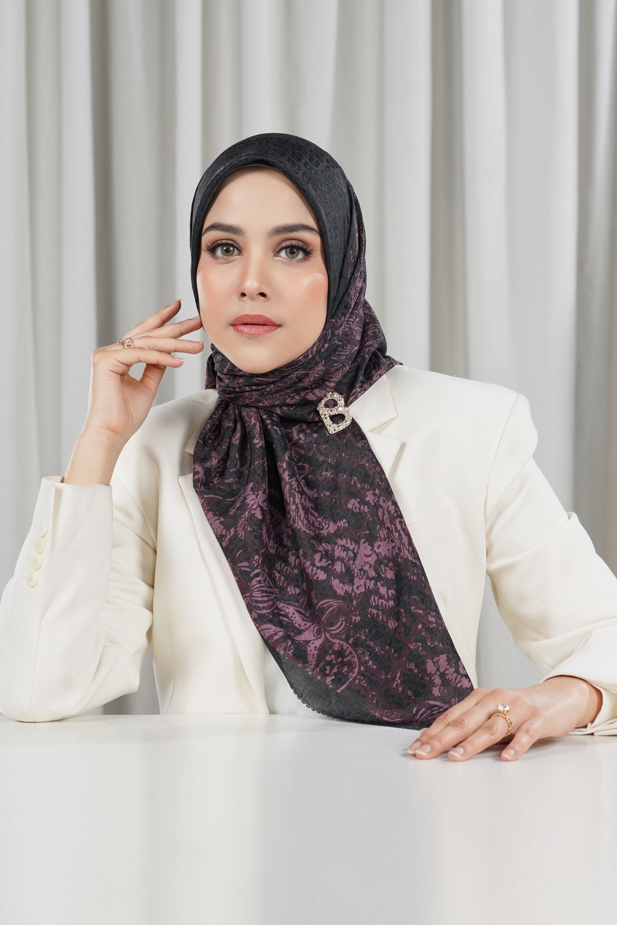 Soleil Voile Square - Velvet