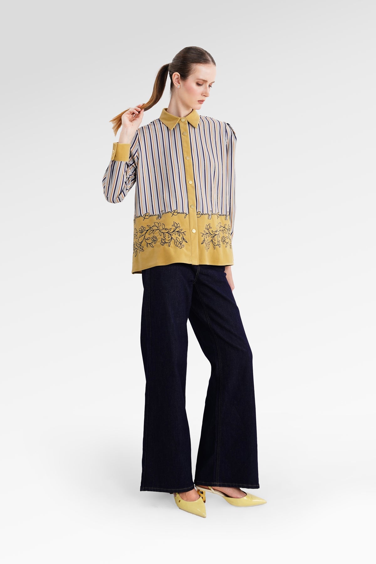The Monogram Velvet Shirt - Yuzu