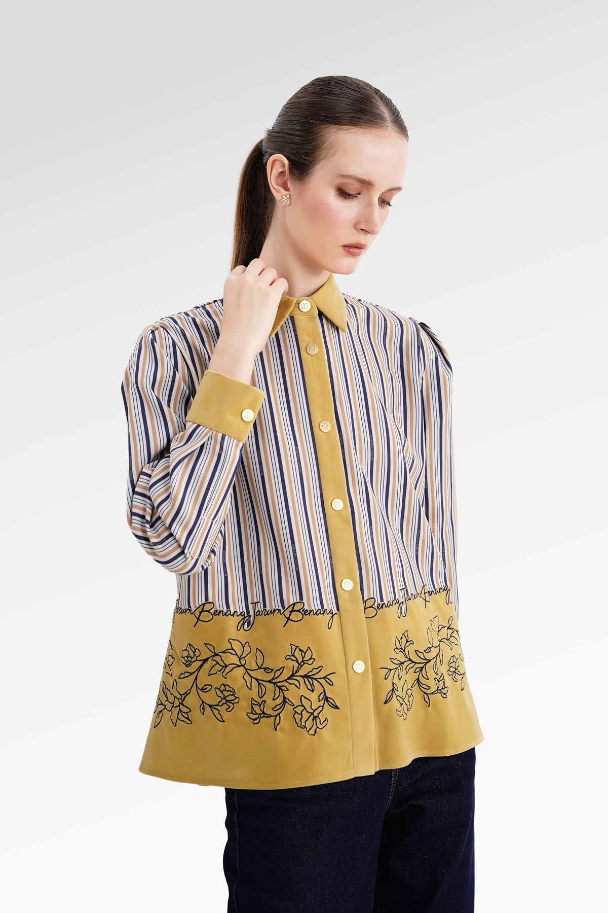 The Monogram Velvet Shirt - Yuzu