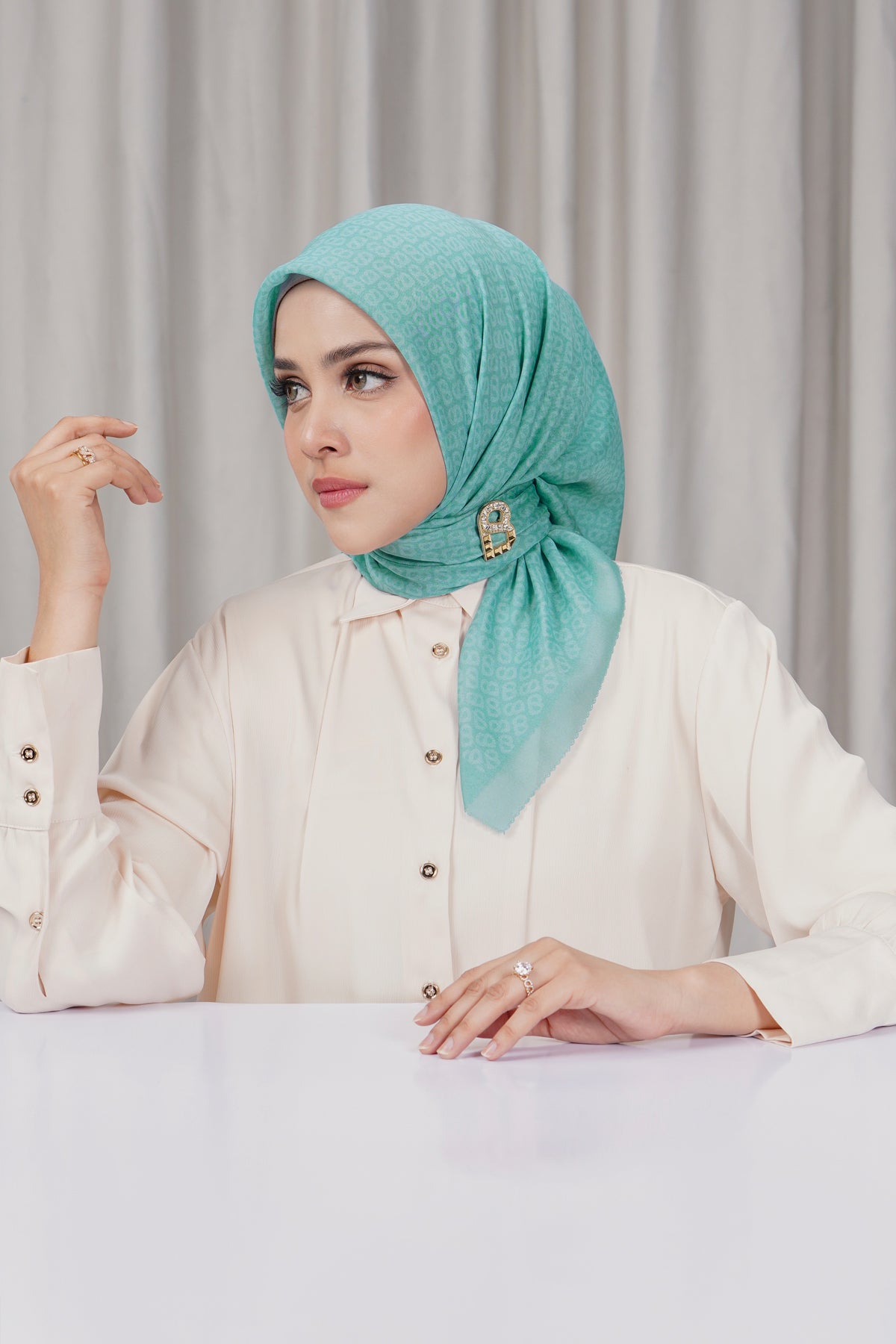 Tapis Square - Marine Blue