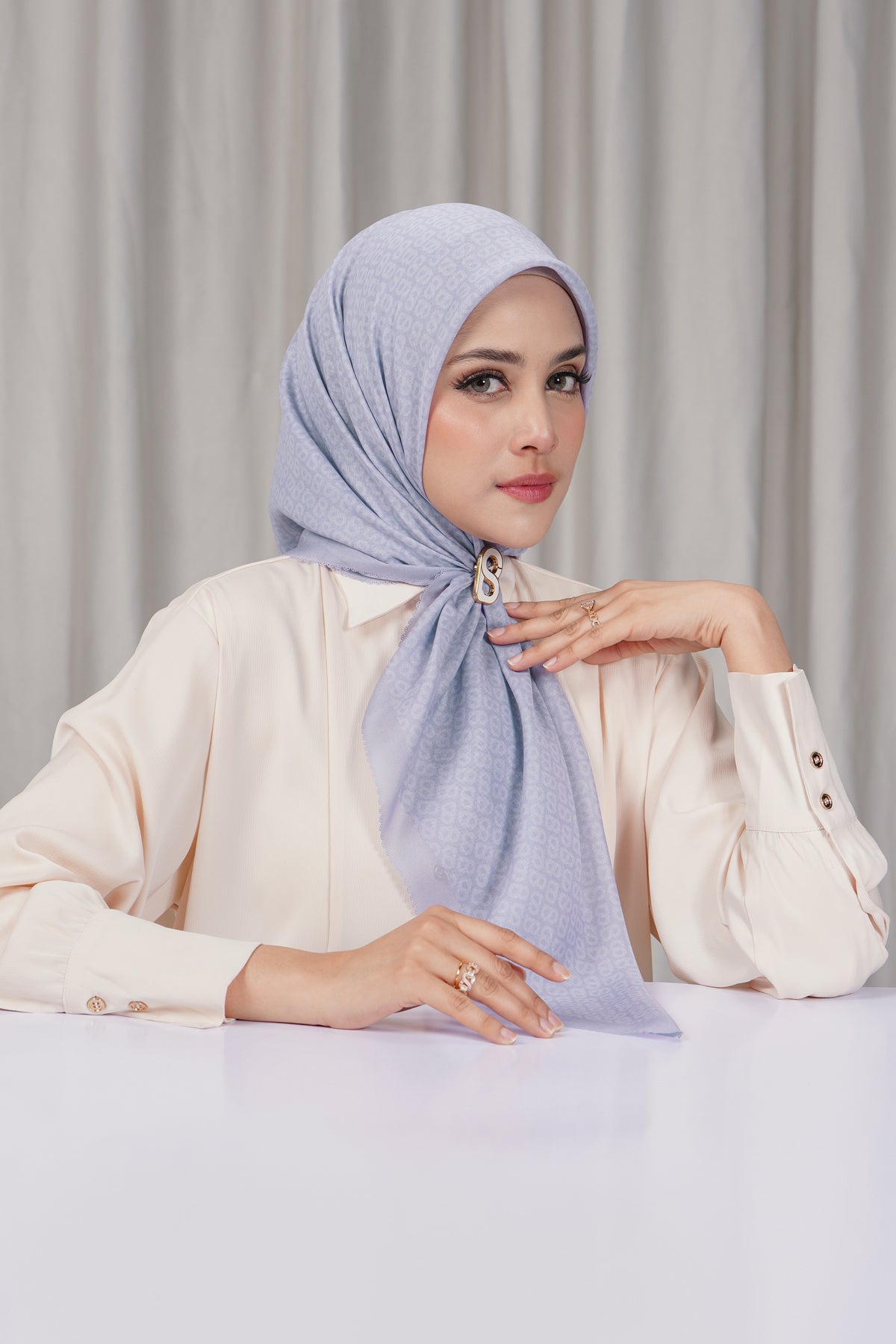 Tapis Square - Misty Lilac