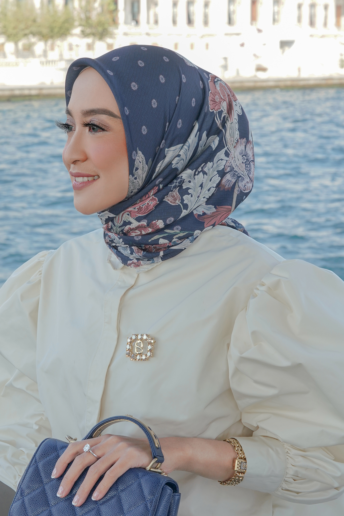 The Royale Satin Square - Navy