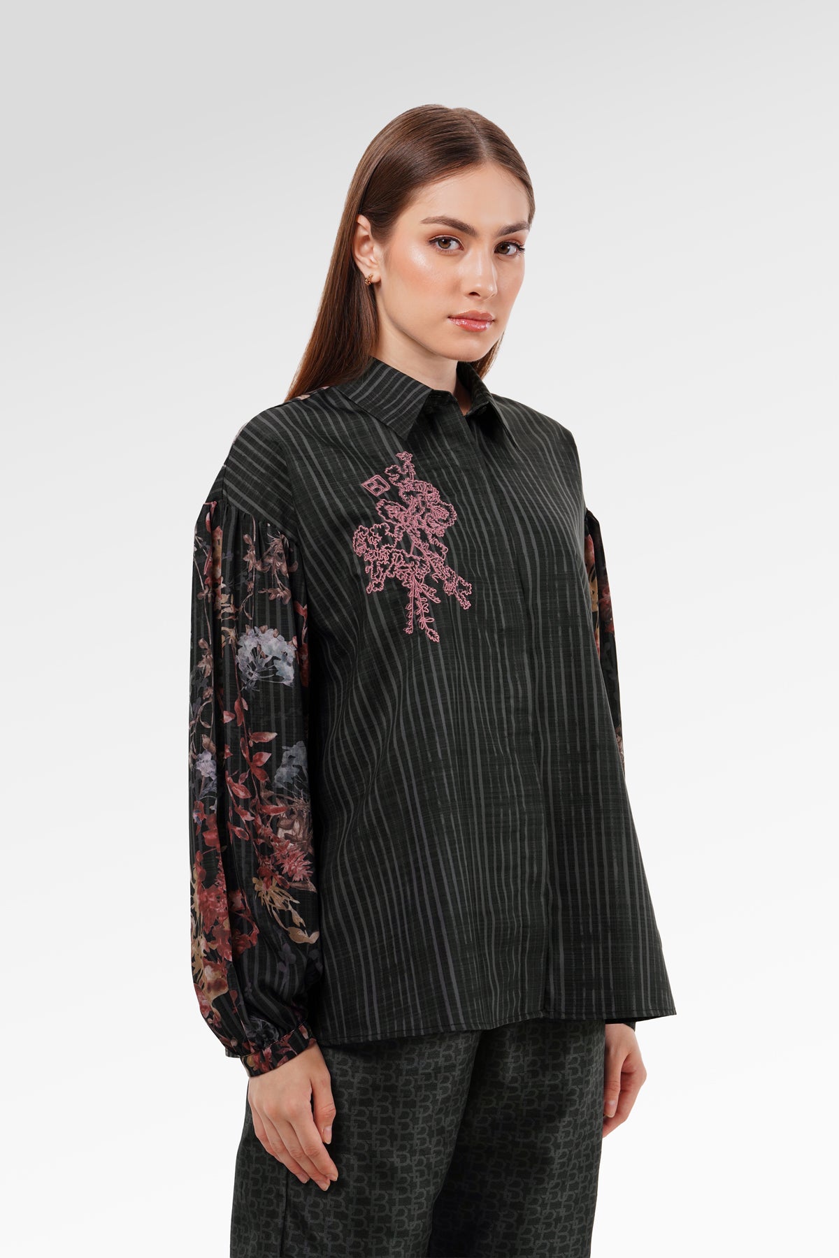 Viola Embroidery Shirt - Dark Viola