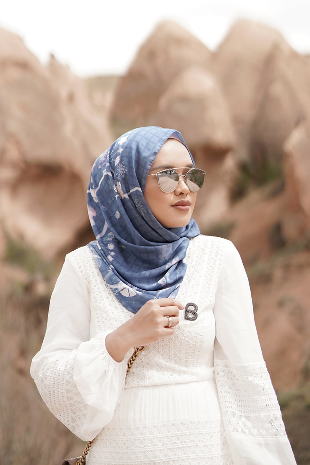 SOFYA TWISTANT BIJOU